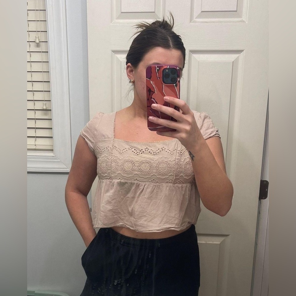 URBAN Romantics Crop Top
